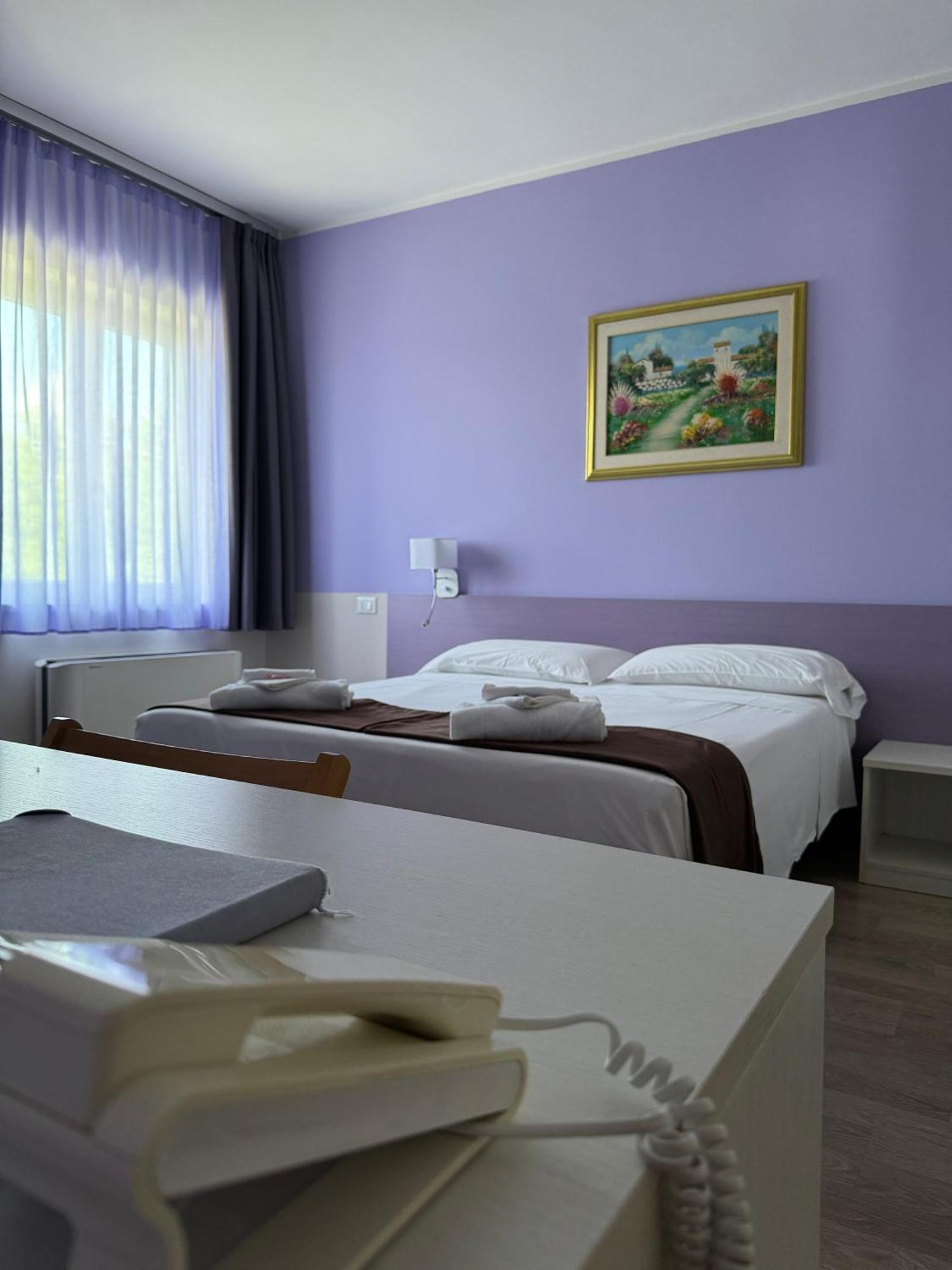 Trattoria Italia Hotel 3*